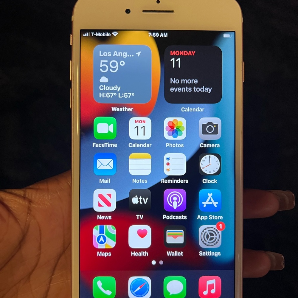 LIKE NEW iPhone 7 Plus Rose Gold 32 GB
